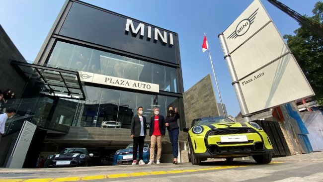 plaza mini senopati jaksel